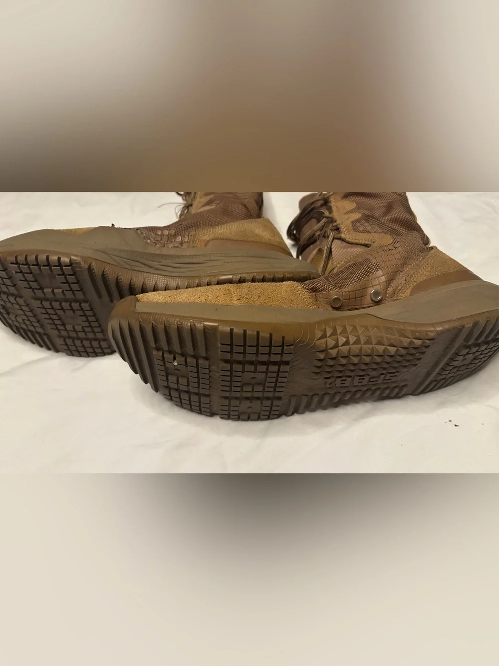 Nike SFB B1 Coyote Tactical Military Boots Men’s Size 13 DD0007-900 Combat